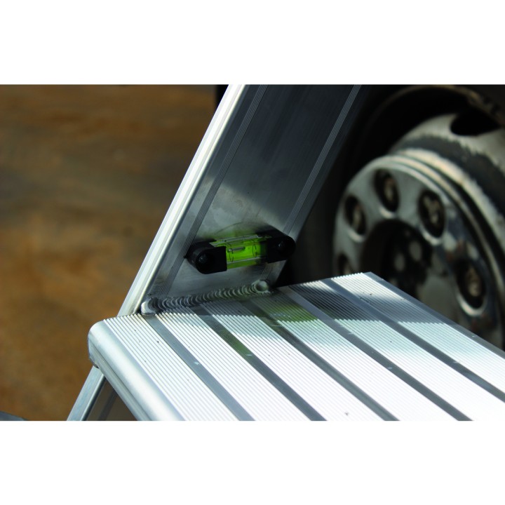 FREE-UP | L'Echelle Europeenne