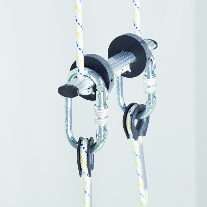 Livrée avec mousquetons