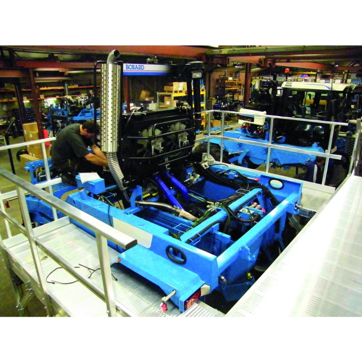 Puesto de trabajo para el mantenimiento mecánico y eléctrico de tractores | L'Echelle Europeenne