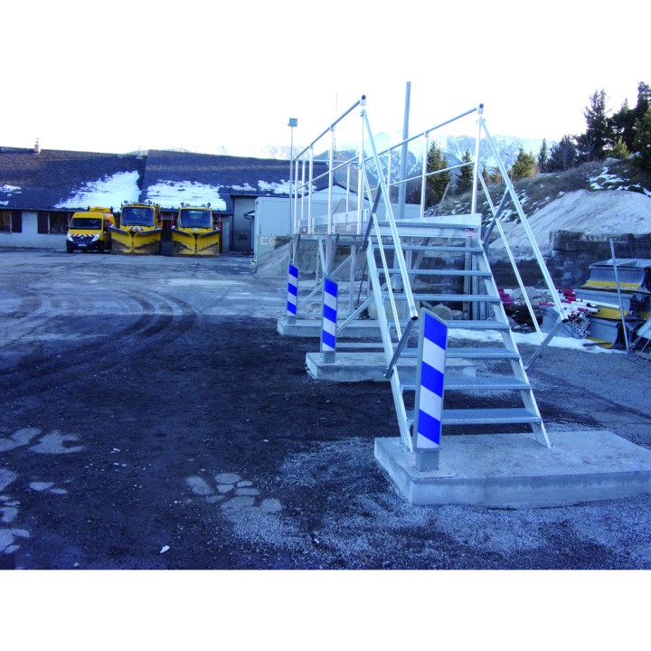 Pasarela de mantenimiento de los vehículos de dispersión de sal | L'Echelle Europeenne