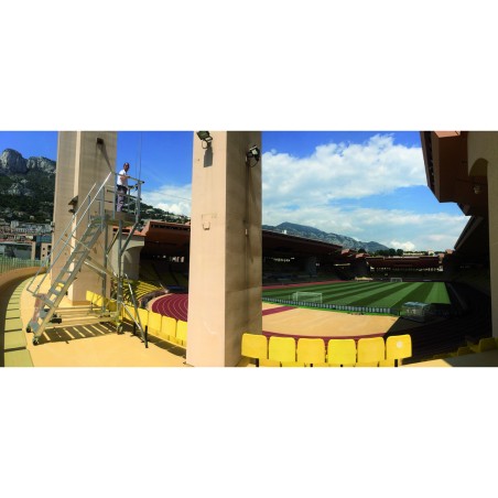 Plataforma móvil para el mantenimiento de estadios deportivos | L'Echelle Europeenne