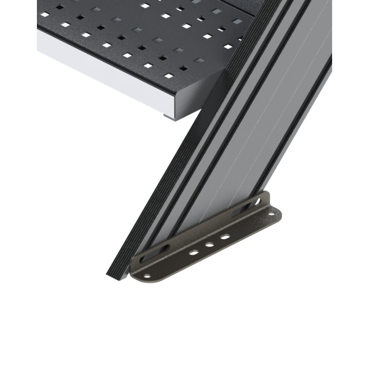 Détail cornières de fixation basses