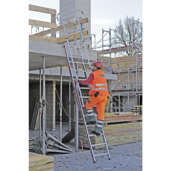Escalera telescópica de acceso a bungalows con peldaños | L'Echelle Europeenne